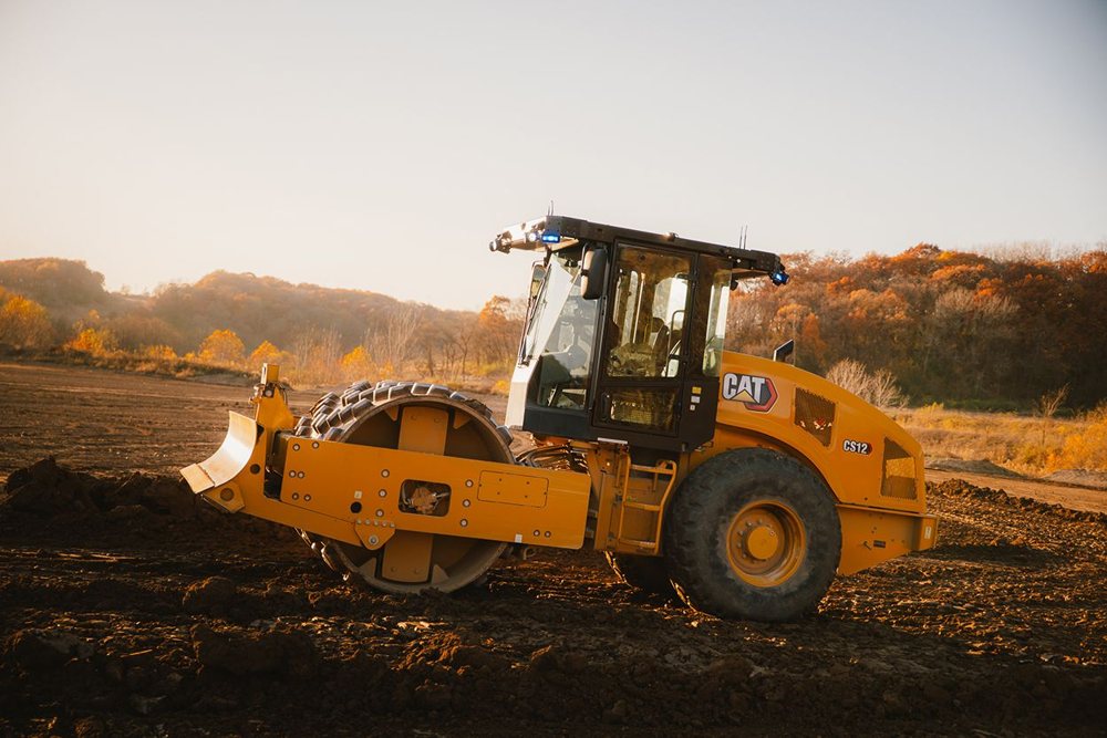 CS12 autonomous soil compactor