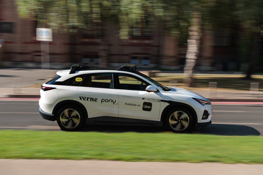 Pony.ai Gen-7 robotaxi (BAIC ARCFOX Alpha T5)